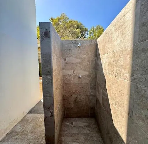 360 Sea View Beachfront 2 Bedrooms Διαμέρισμα