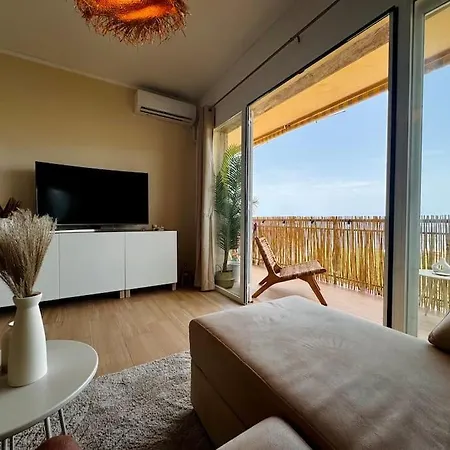 360 Sea View Beachfront 2 Bedrooms * Denia