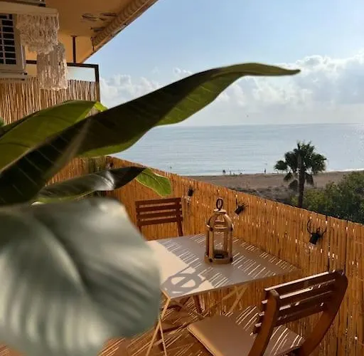 360 Sea View Beachfront 2 Bedrooms Apartamento