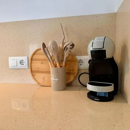 360 Sea View Beachfront 2 Bedrooms شقة دينايا